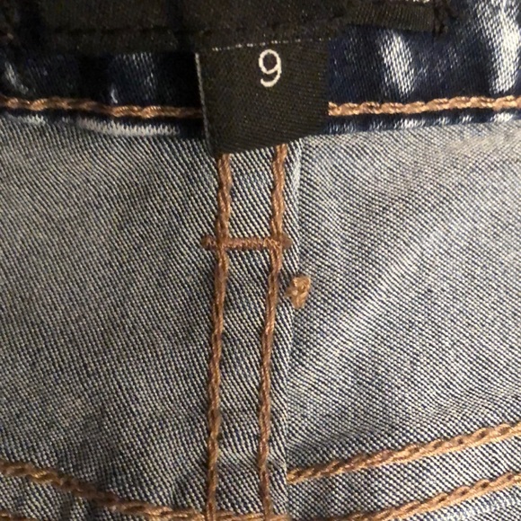 High waisted jean shorts - Picture 3 of 3